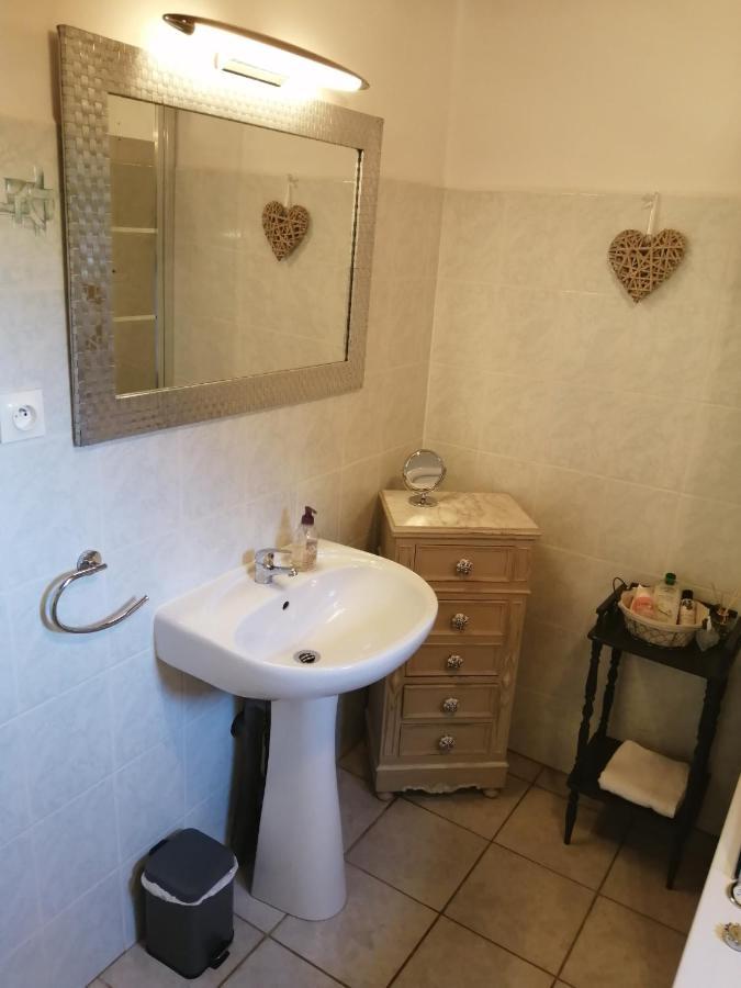 Holli Cottage - Charming 2 Bedrooms With Terrace. Saint-Avit-Rivière Eksteriør billede